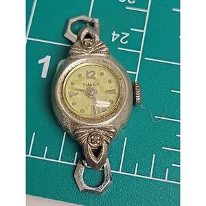 Timex Vintage Ladies Watch Rhodium‎ Plate Bezel Stainless Steel Back Antique